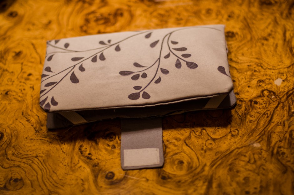 DIY Homemade tablet case Commatose.ca